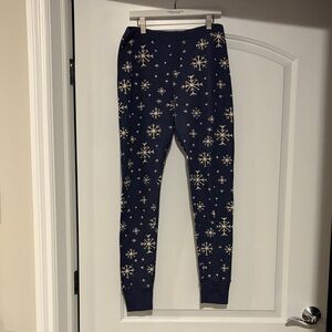 Old navy women’s Navy Snowflake Print Pajama thermal pant